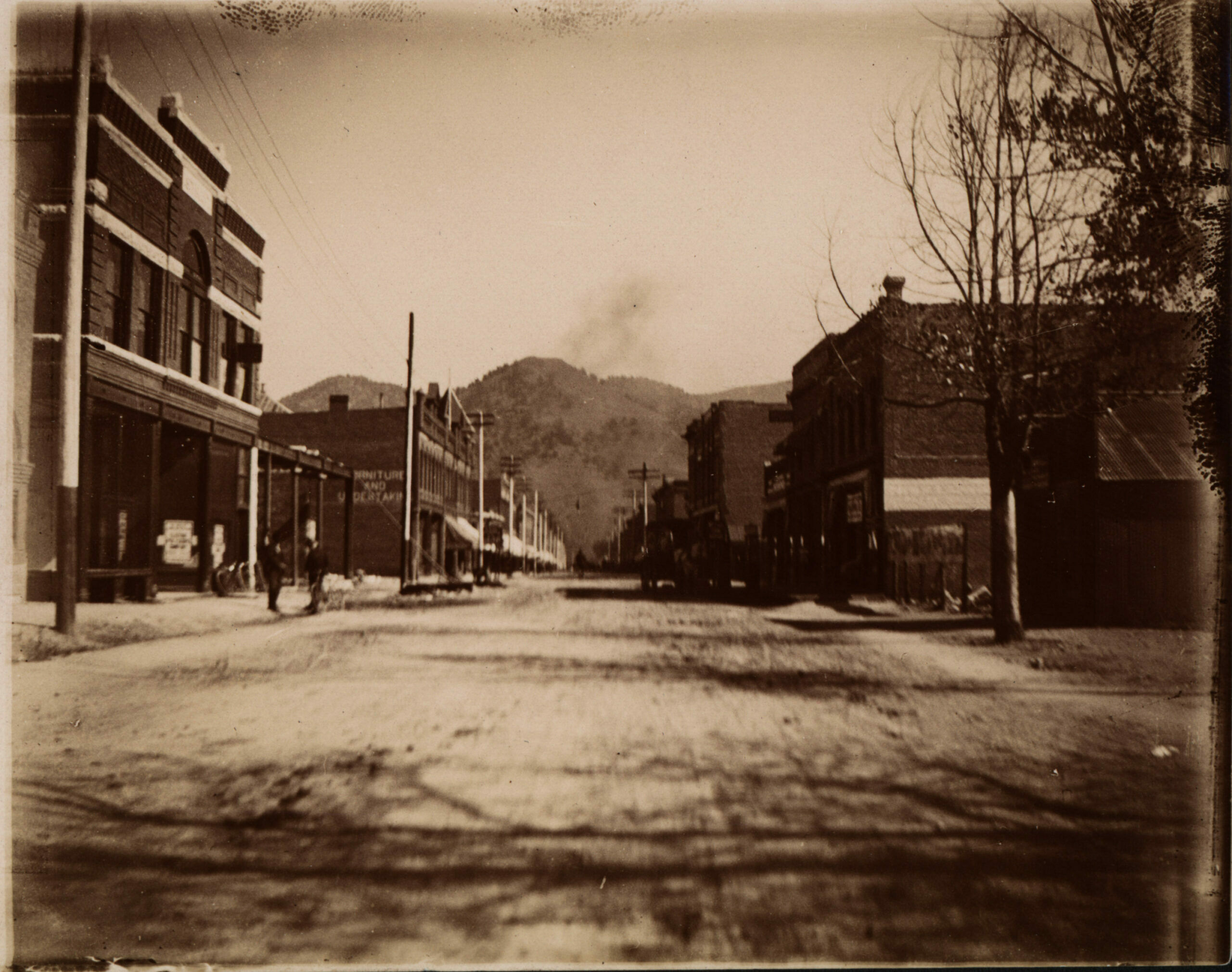 Looking North on F St, before the S was installed on Tenderfoot Mountain in 1932 by the senior Salida High School Class. 'S' is for Spartans.